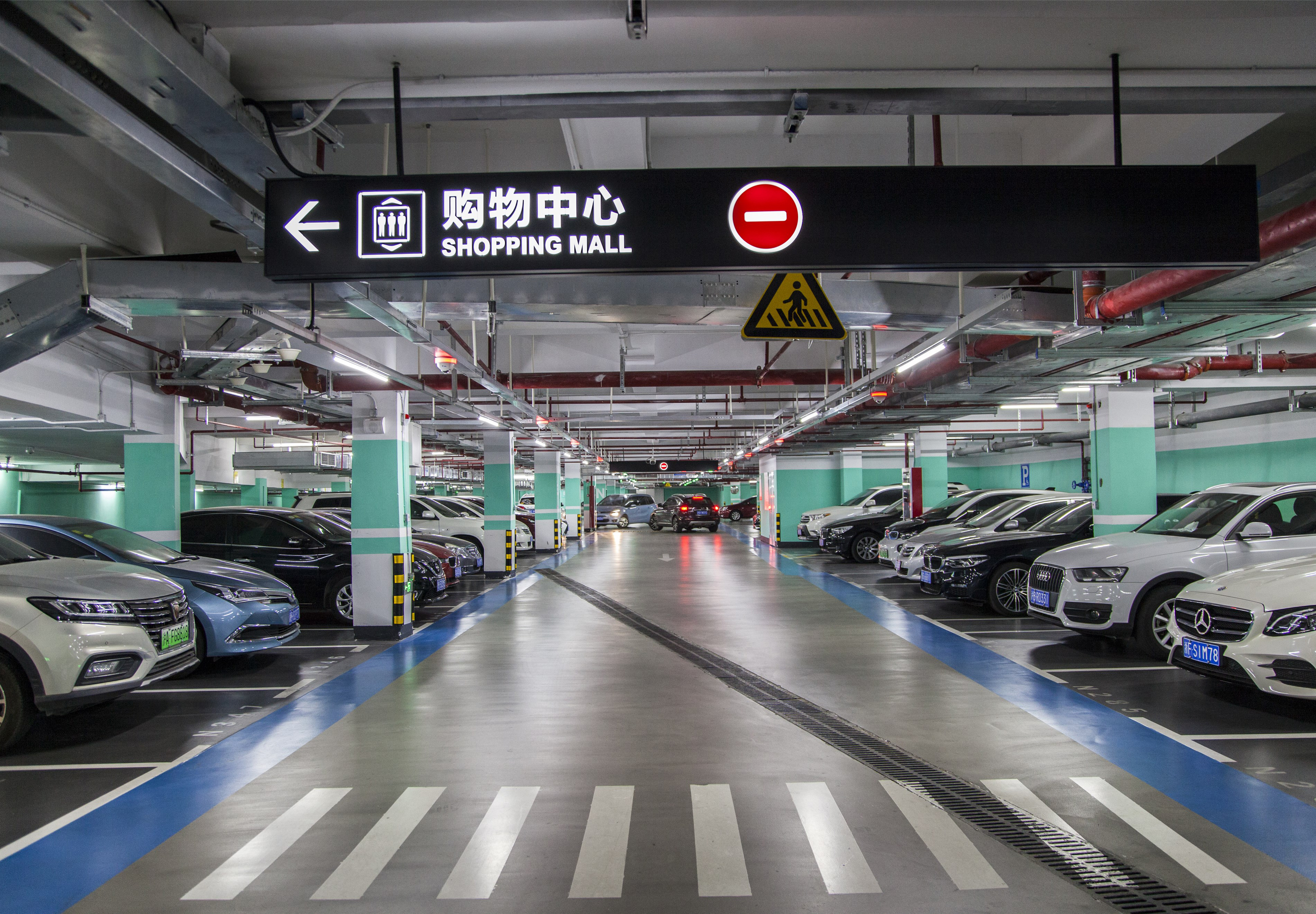 新型智能停車(chē)場(chǎng)系統(tǒng)解決方案
